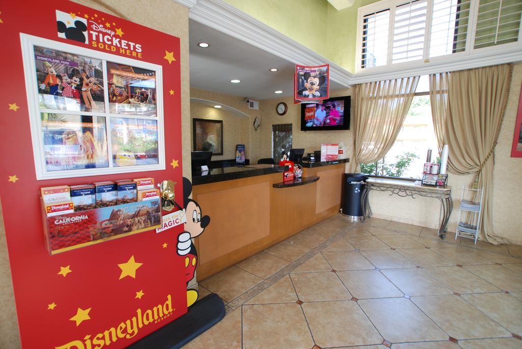 Stanford Inn & Suites Anaheim - thumb 0