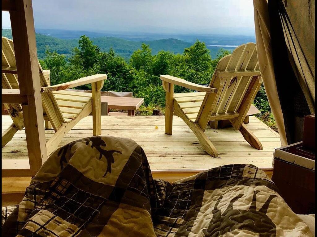 Tentrr - The Look Out At Chill Hill - thumb 2