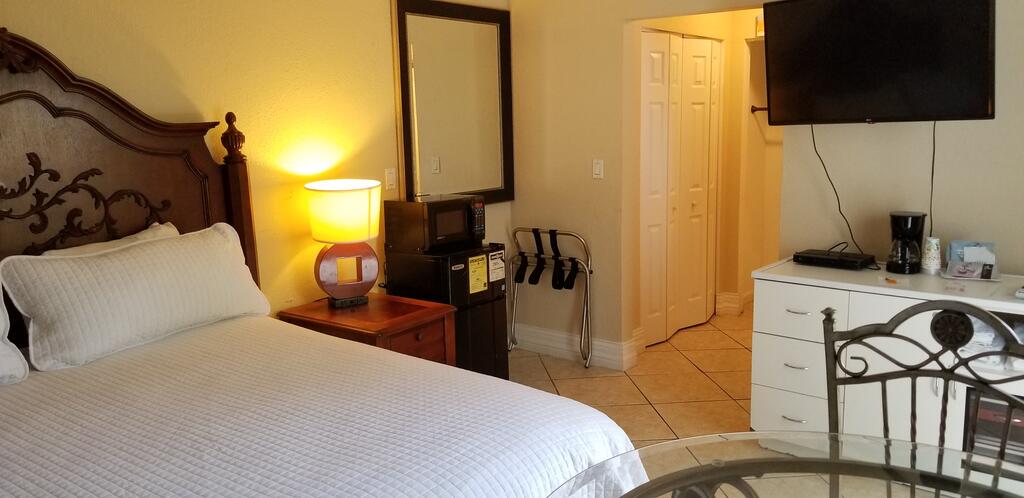 The Lauderdale Boutique Hotel - thumb 1