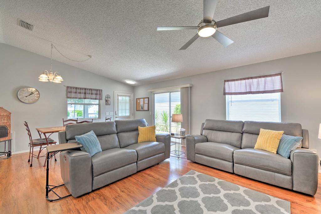 Updated Florida Home With Unlimited Golf And Pools! - thumb 3