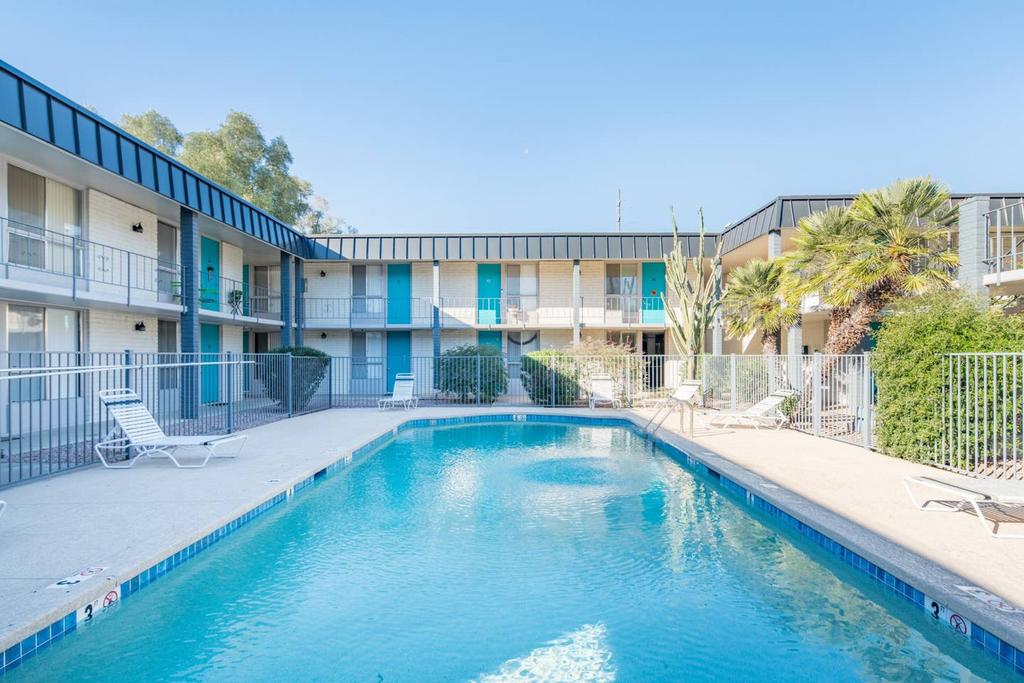 WanderJaunt - Old Town Scottsdale Apts