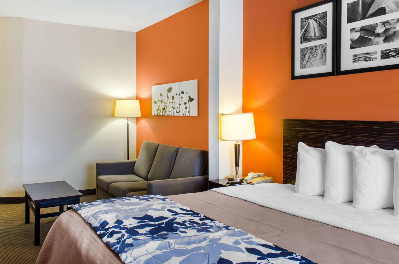 Sleep Inn & Suites East Chase - thumb 6