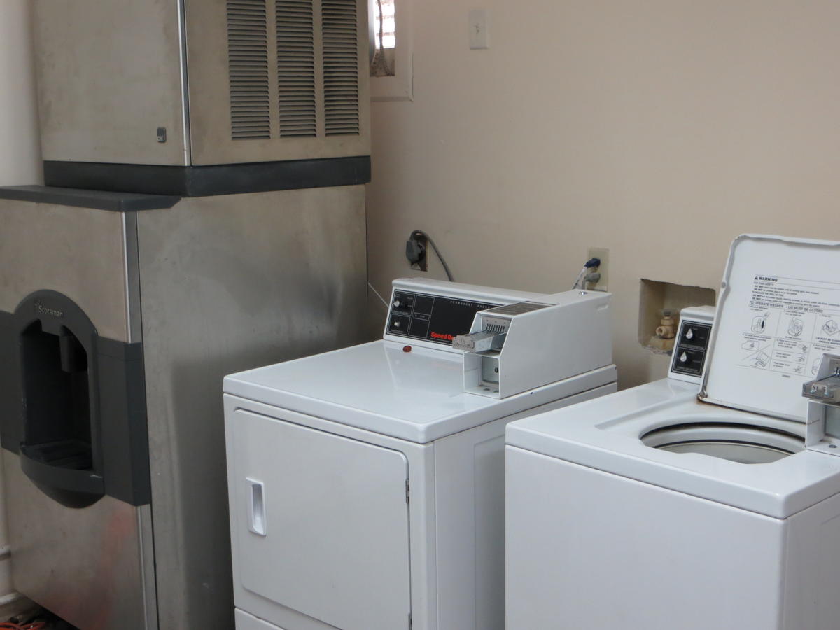 Super 8 By Wyndham Foley - thumb 6