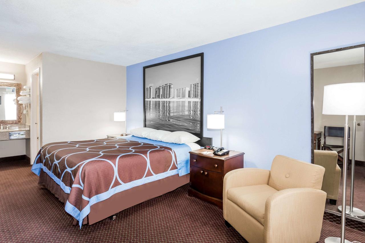 Super 8 By Wyndham Foley - thumb 28