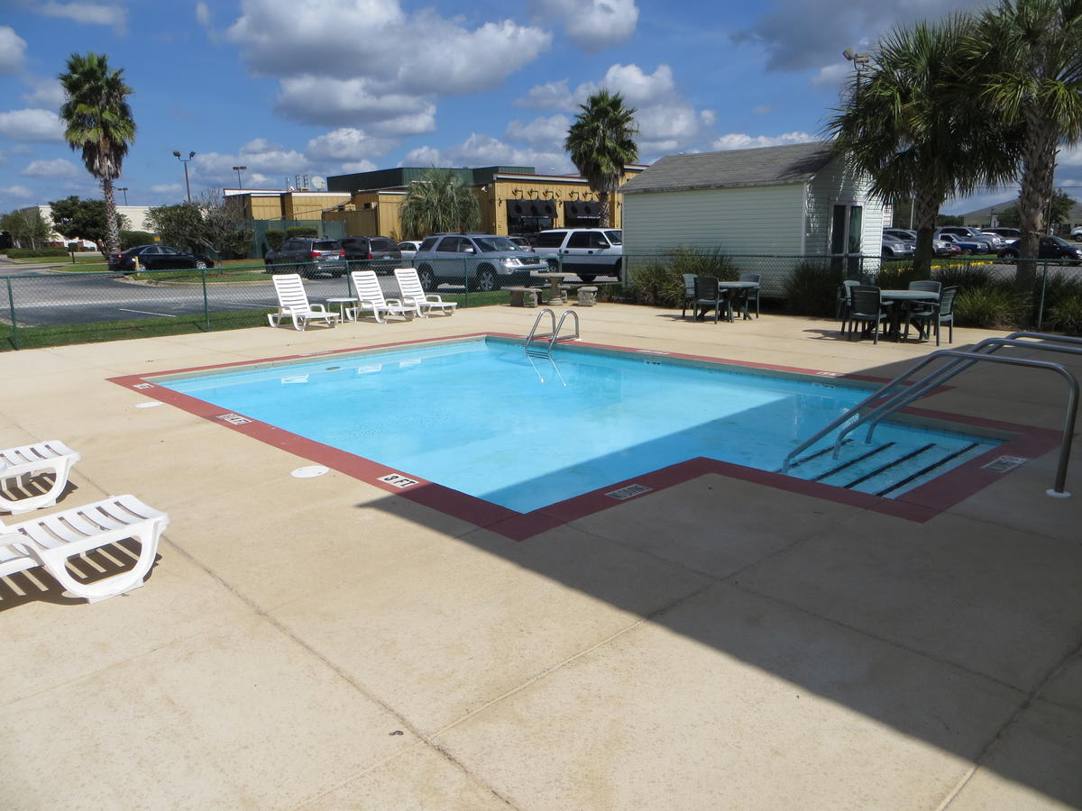 Super 8 By Wyndham Foley - thumb 17