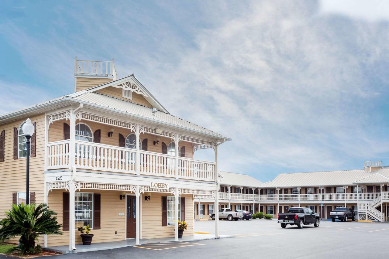 Super 8 By Wyndham Foley - thumb 0