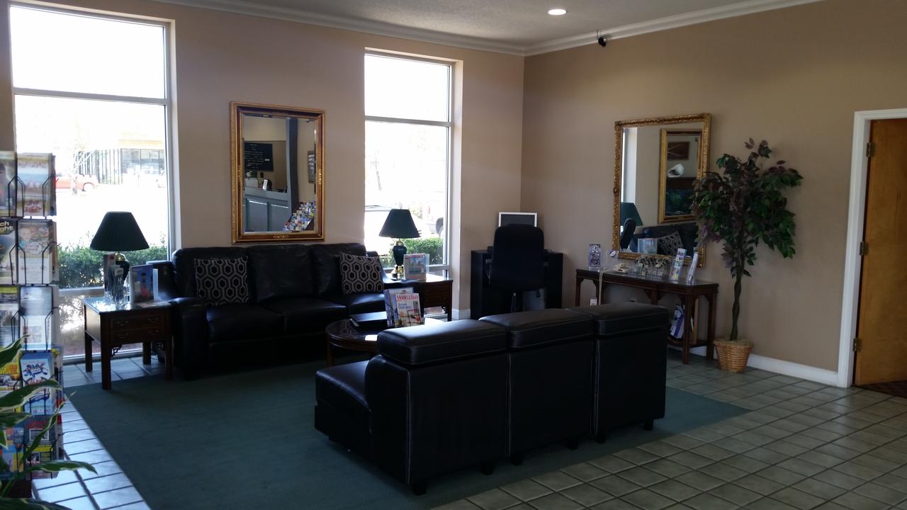 Americas Best Value Inn & Suites-Foley - thumb 19