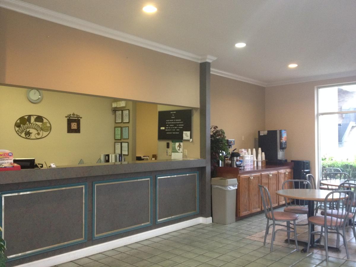 Americas Best Value Inn & Suites-Foley - thumb 20