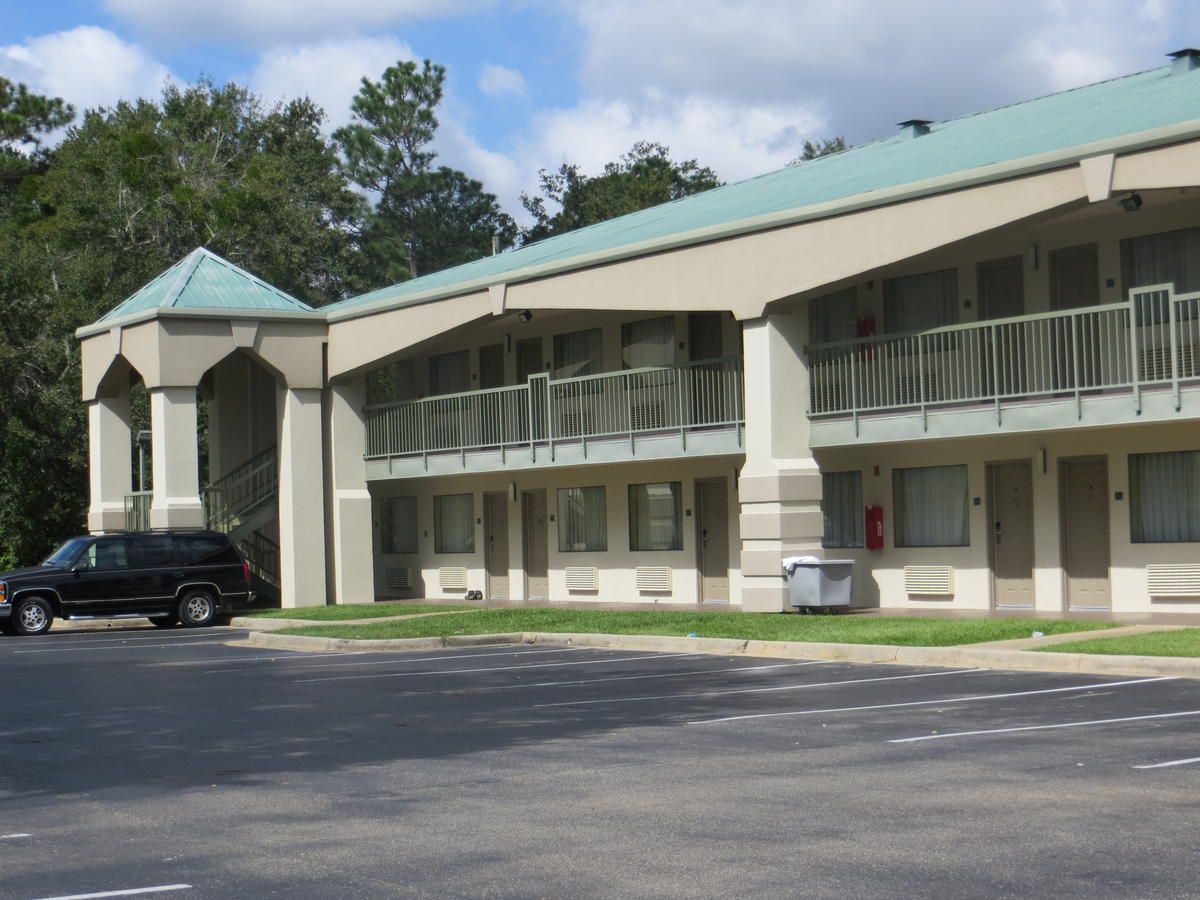 Riviera Inn - thumb 12