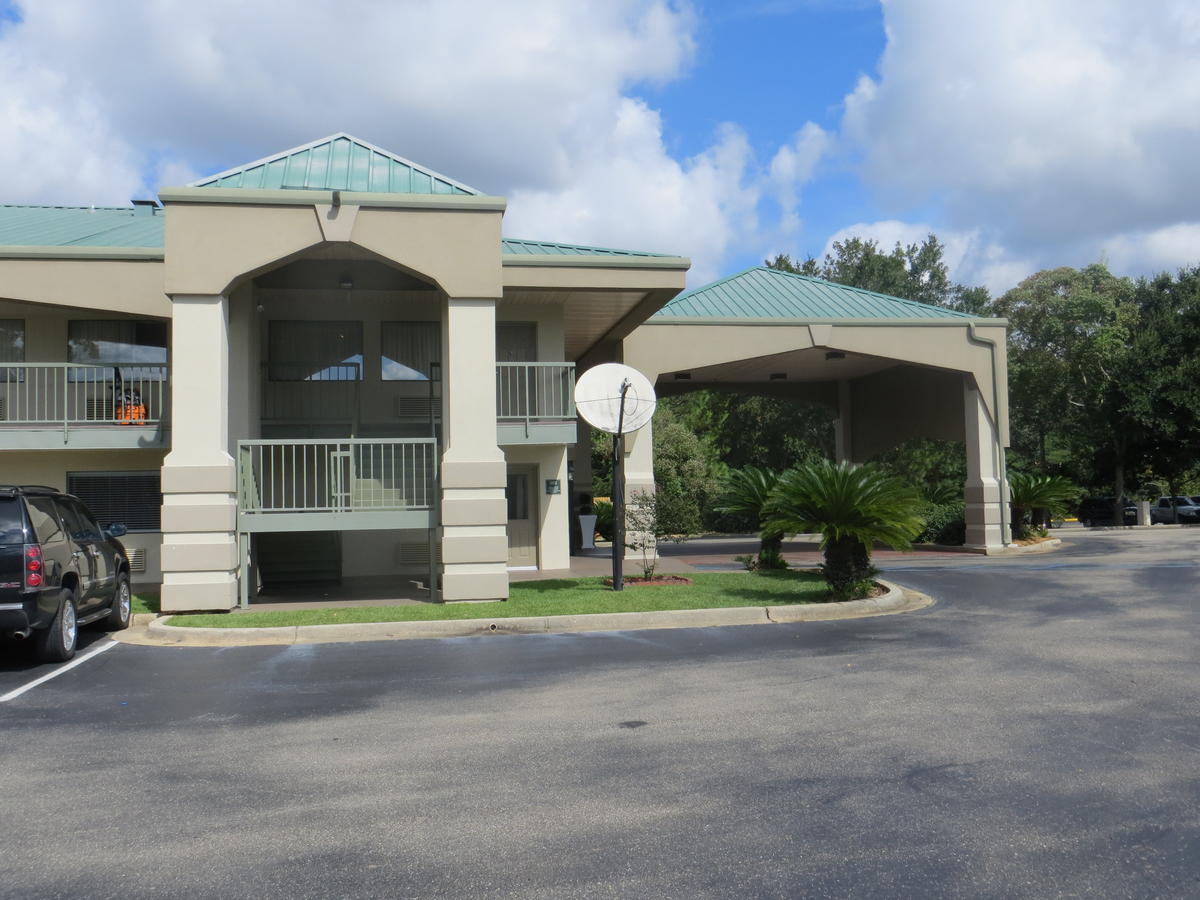 Riviera Inn - thumb 10