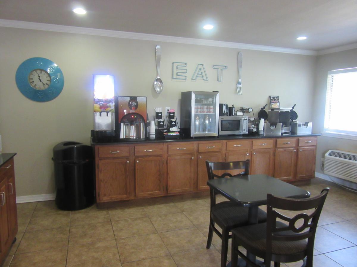 Riviera Inn - thumb 27