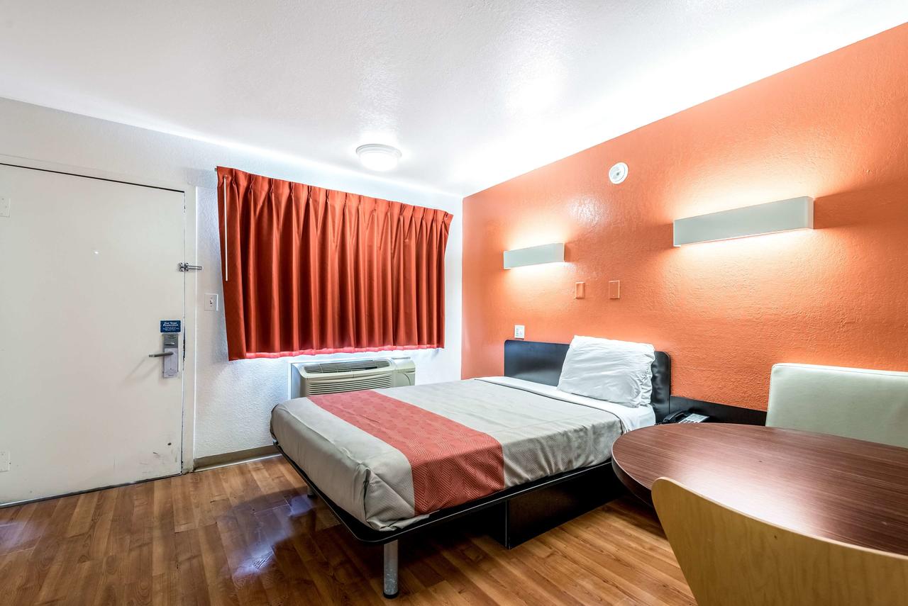 Motel 6 Montgomery - East - thumb 20