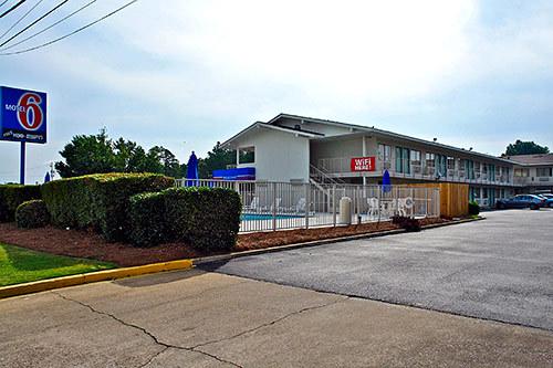 Motel 6 Montgomery - East - thumb 1