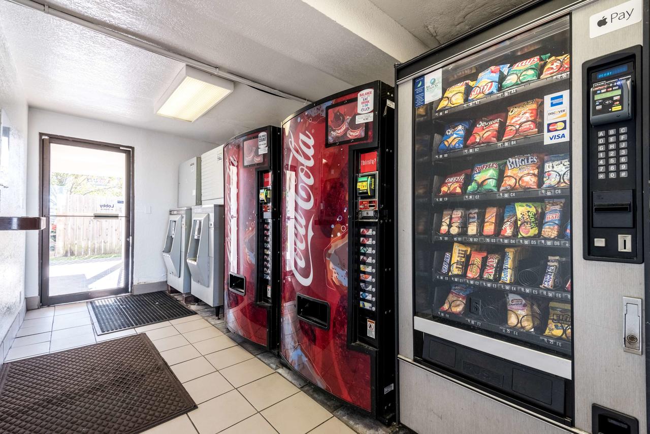 Motel 6 Montgomery - East - thumb 14