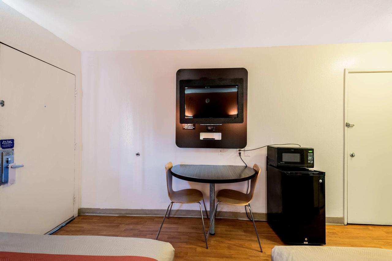 Motel 6 Montgomery - East - thumb 22