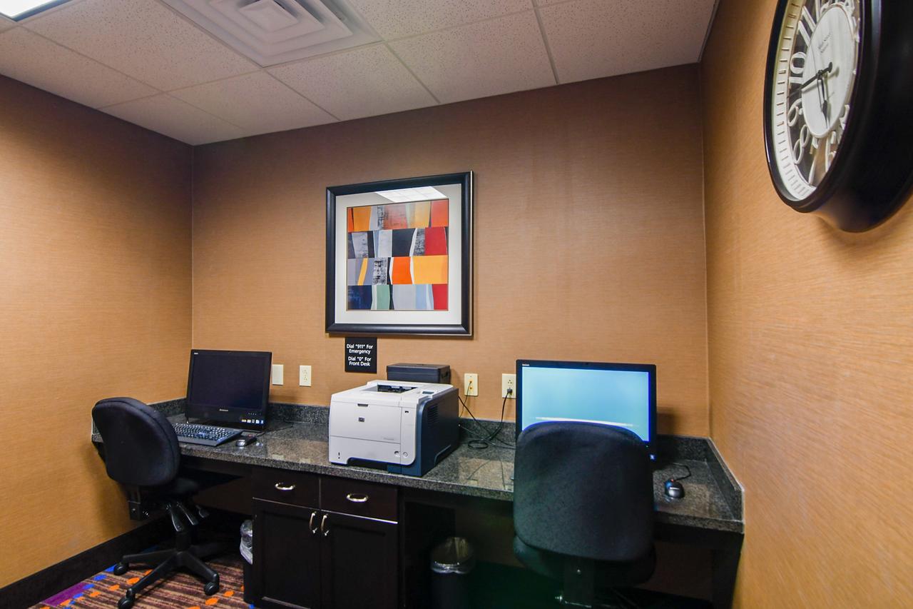 Hampton Inn Foley - thumb 12