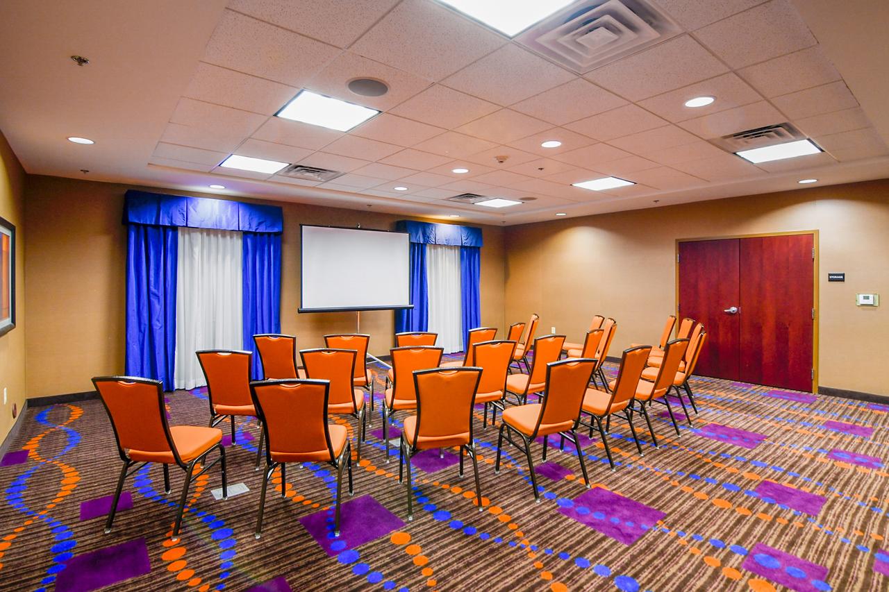 Hampton Inn Foley - thumb 6