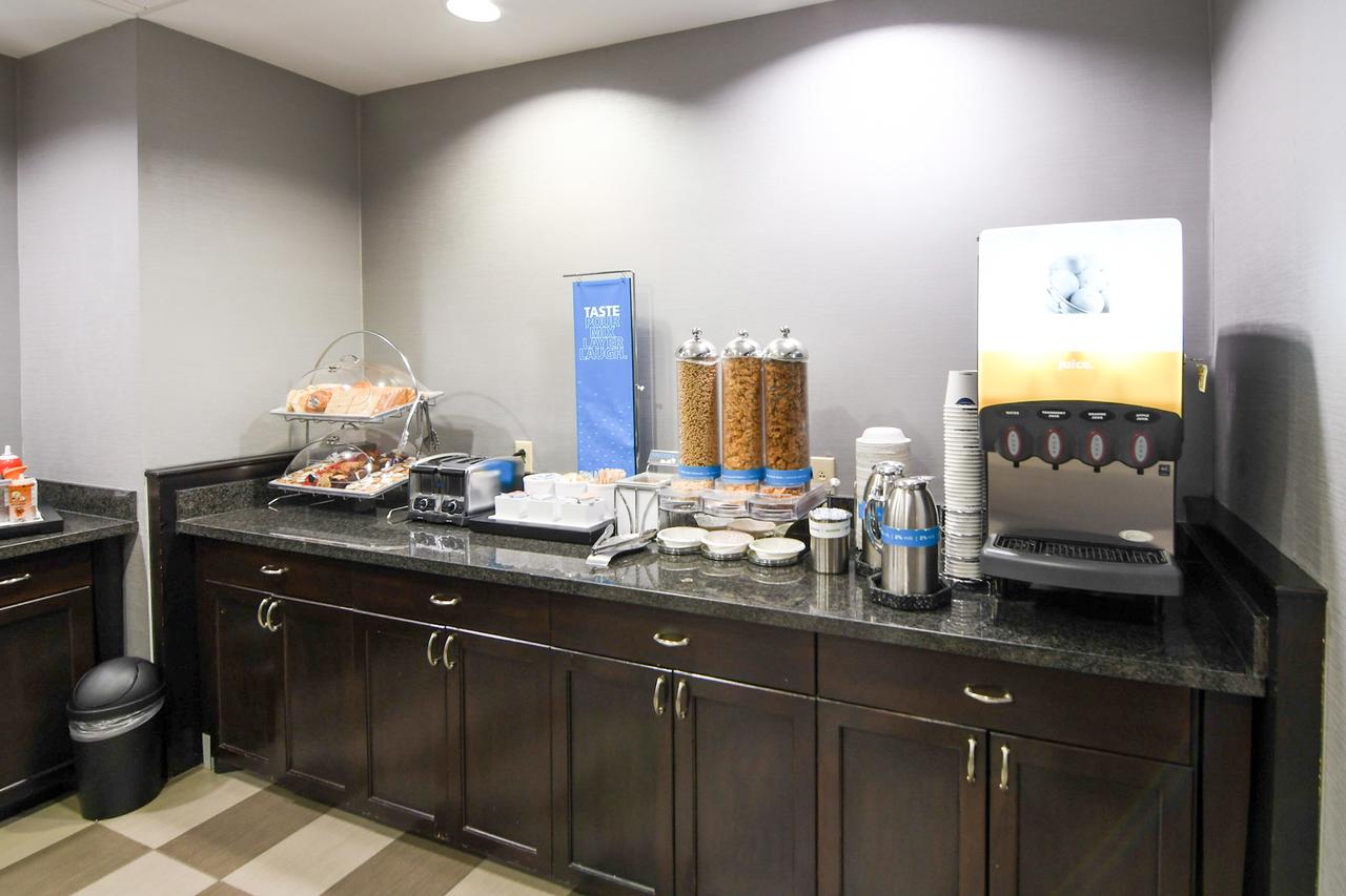 Hampton Inn Foley - thumb 24