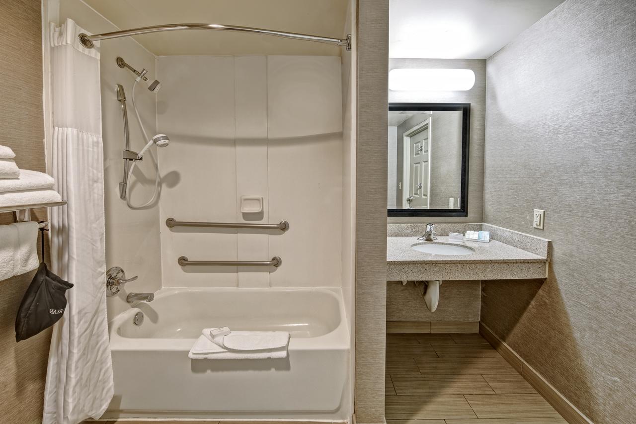 Hilton Garden Inn Birmingham/Lakeshore Drive - thumb 15