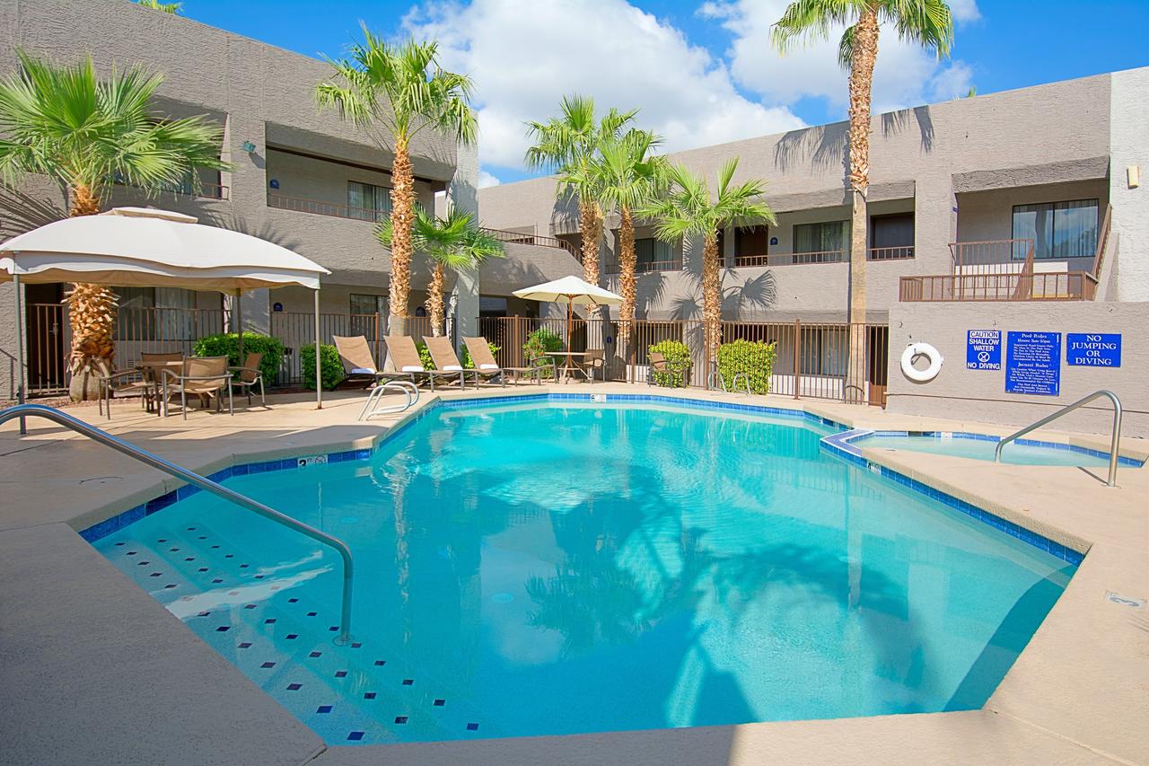 Hotel Tempe/Phoenix Airport InnSuites Hotel & Suites - thumb 0