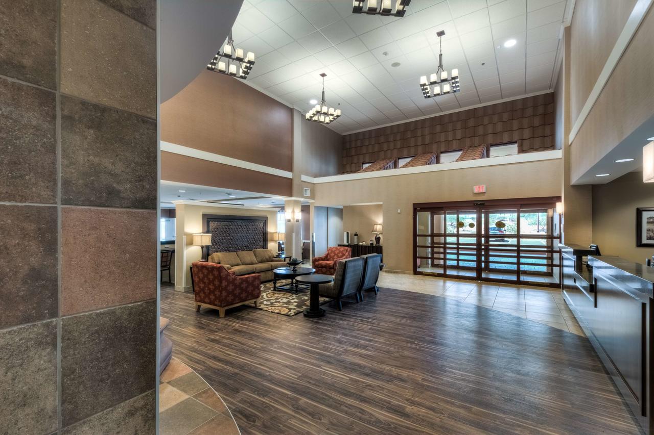 Best Western Plus Chandler Hotel & Suites - thumb 21