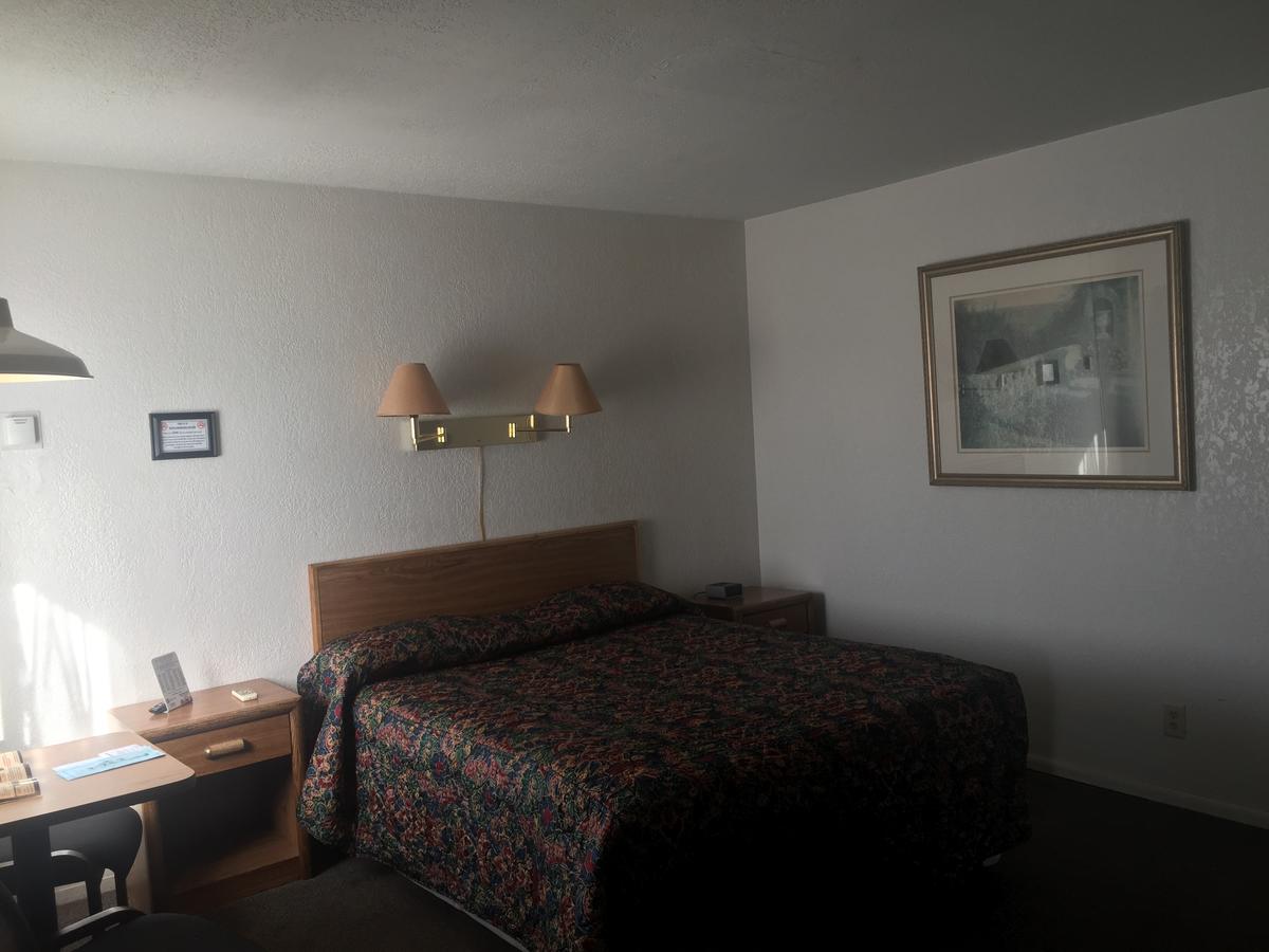 Little Daisy Motel - thumb 9