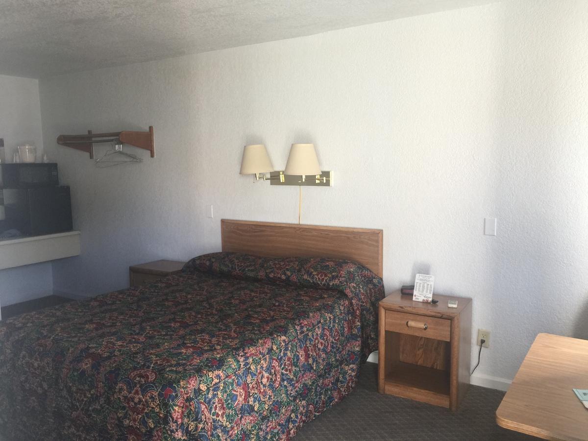 Little Daisy Motel - thumb 7