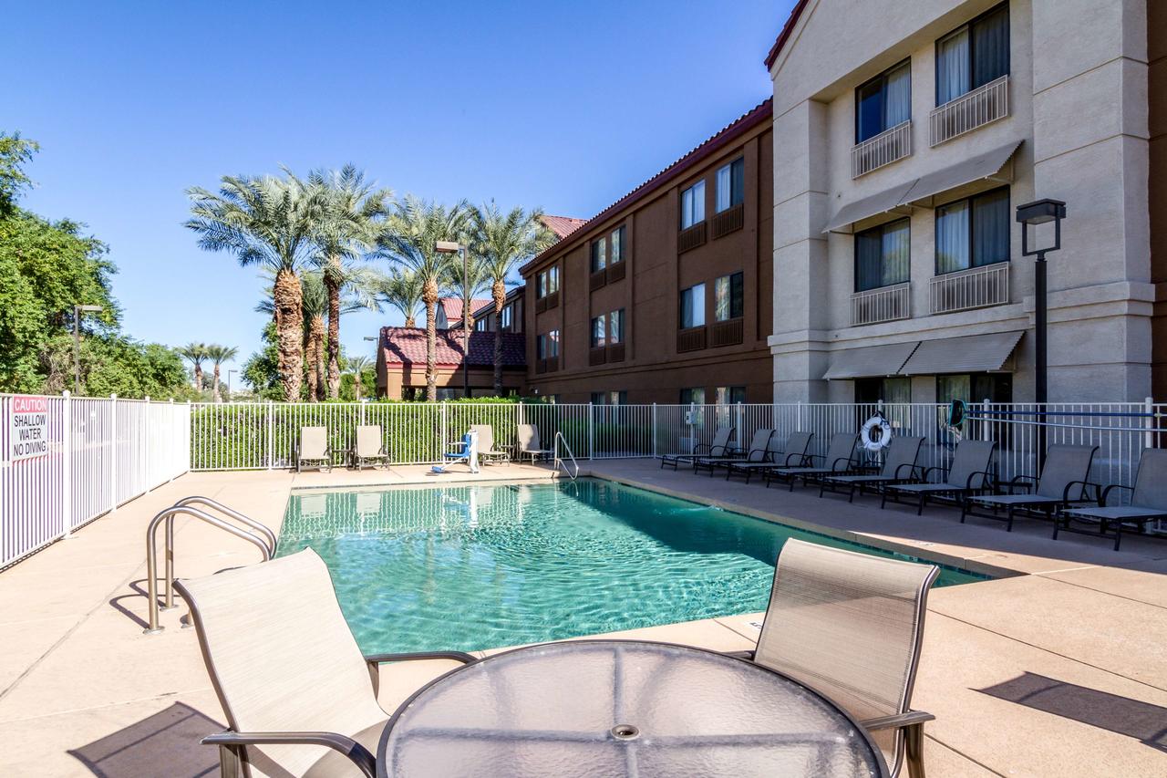 Red Roof Inn PLUS+ Tempe - Phoenix Airport - thumb 4