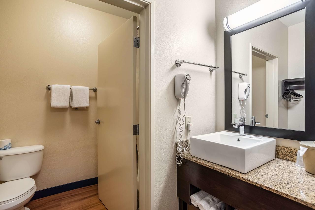 Red Roof Inn PLUS+ Tempe - Phoenix Airport - thumb 29