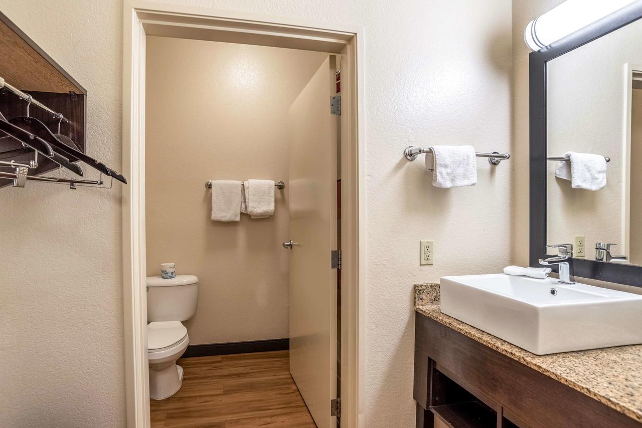 Red Roof Inn PLUS+ Tempe - Phoenix Airport - thumb 28
