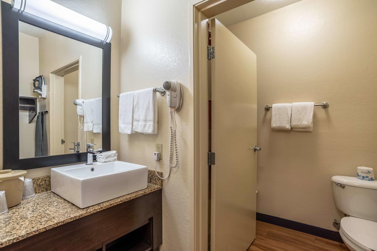Red Roof Inn PLUS+ Tempe - Phoenix Airport - thumb 15