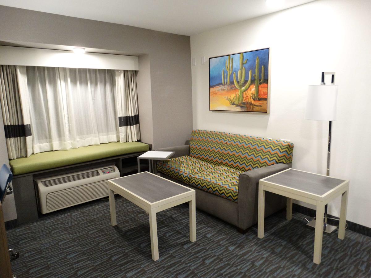 Best Western Plus Yuma Foothills Inn & Suites - thumb 30