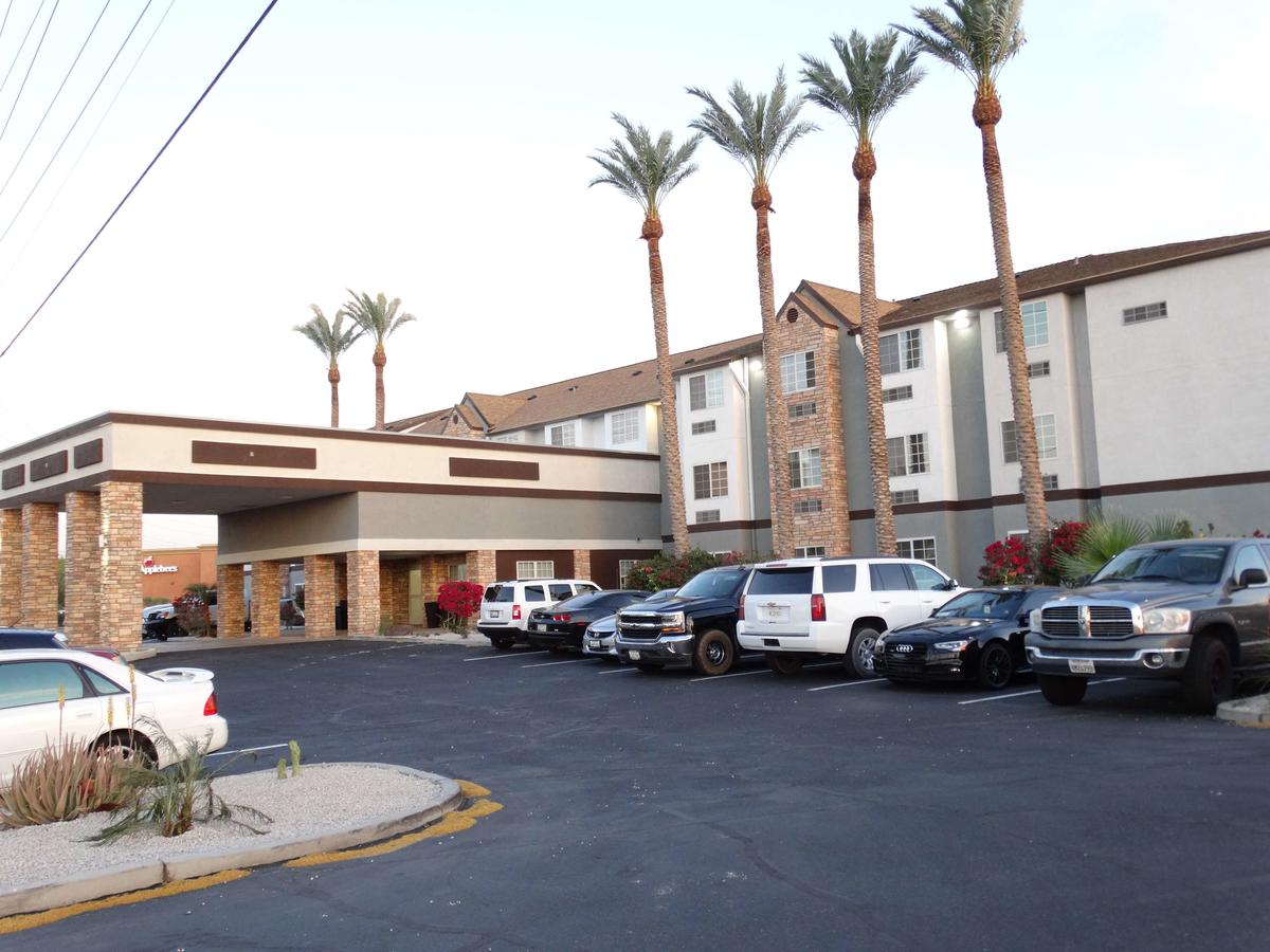 Best Western Plus Yuma Foothills Inn & Suites - thumb 28