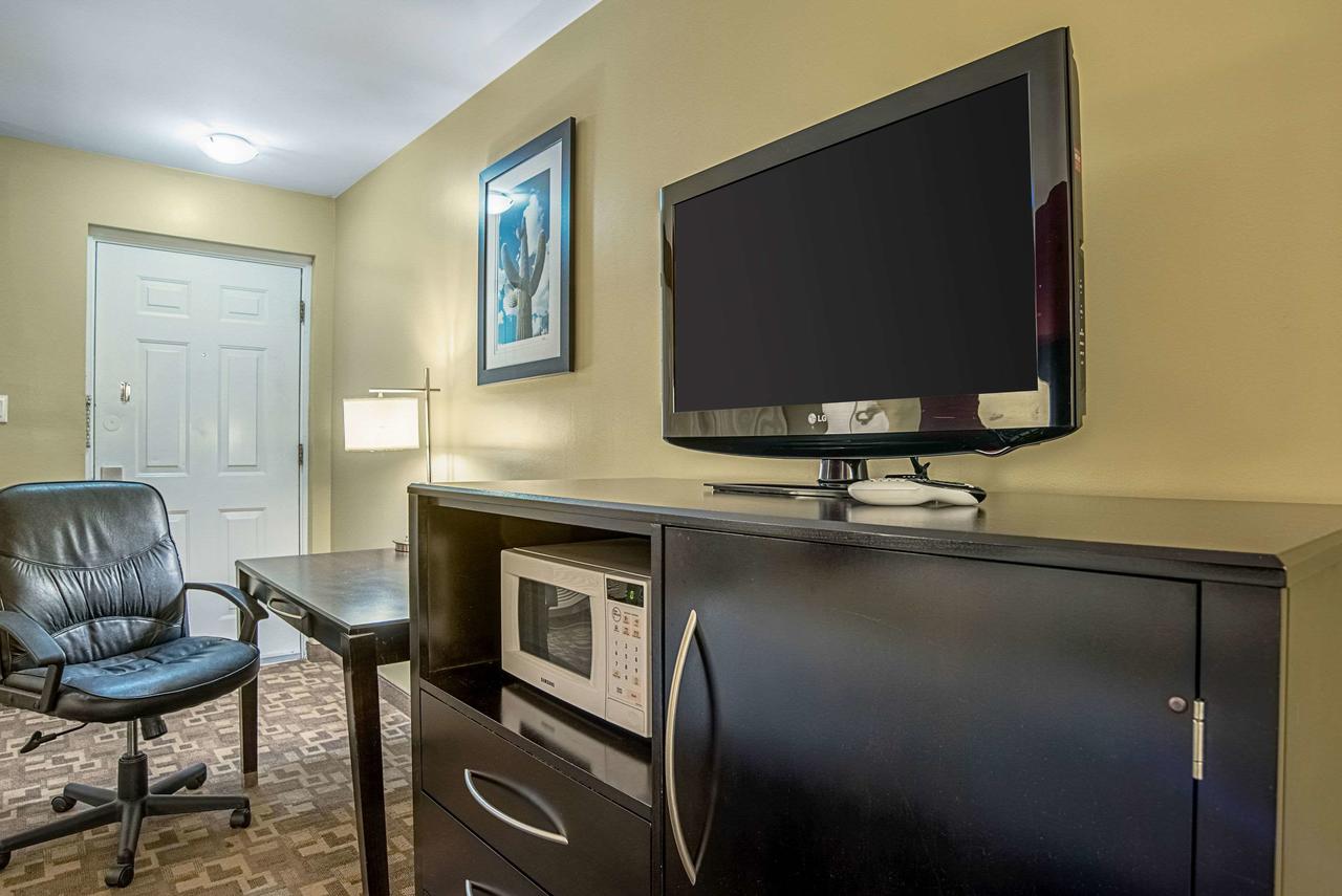 Quality Inn & Suites Phoenix NW - Sun City - thumb 5