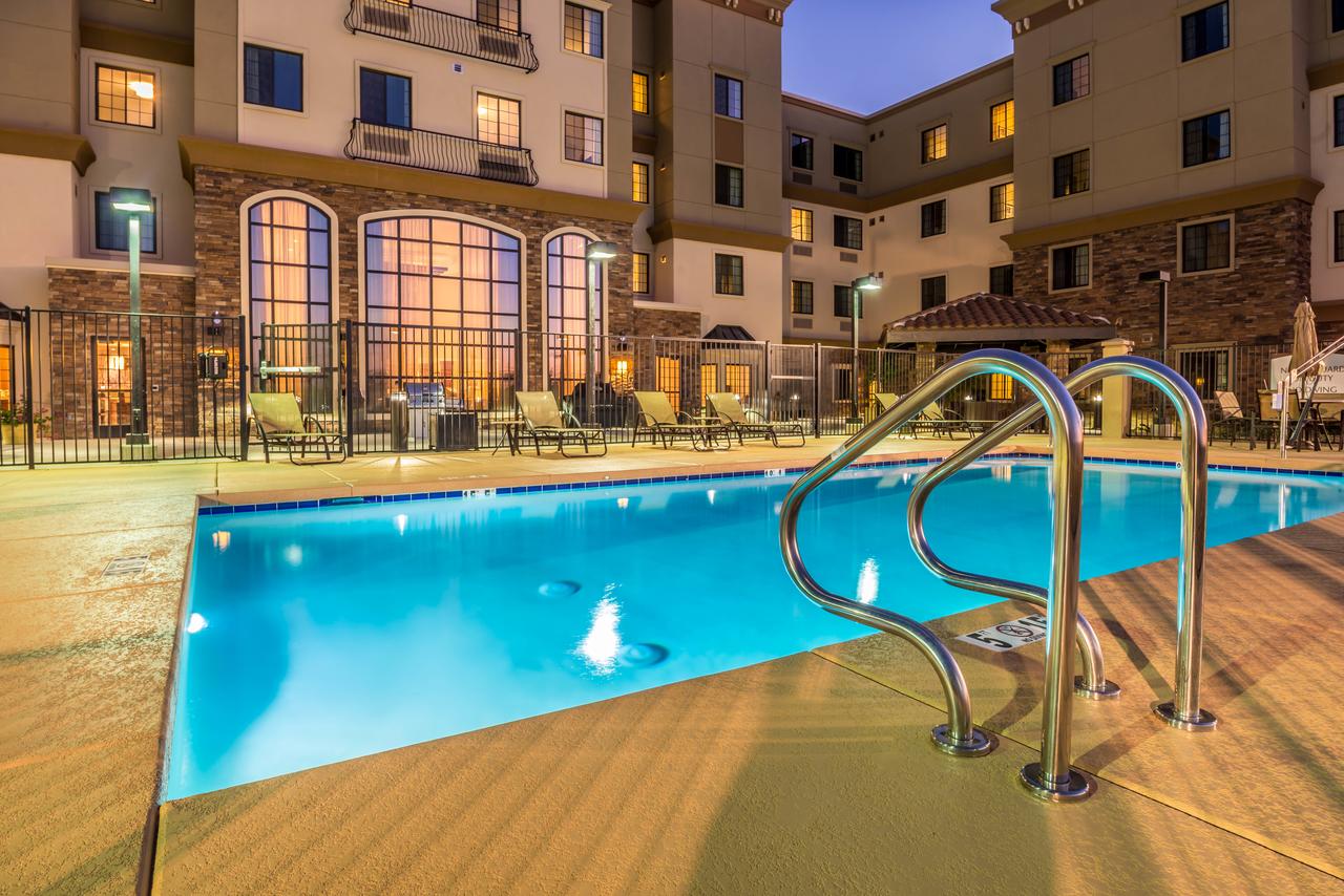 Staybridge Suites Chandler - thumb 7