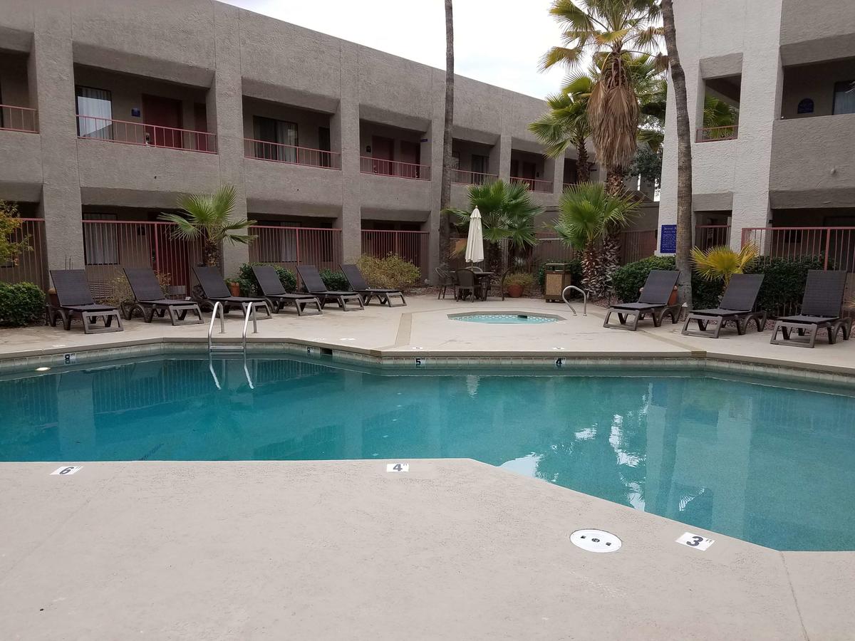 Best Western InnSuites Tucson Foothills Hotel & Suites - thumb 16
