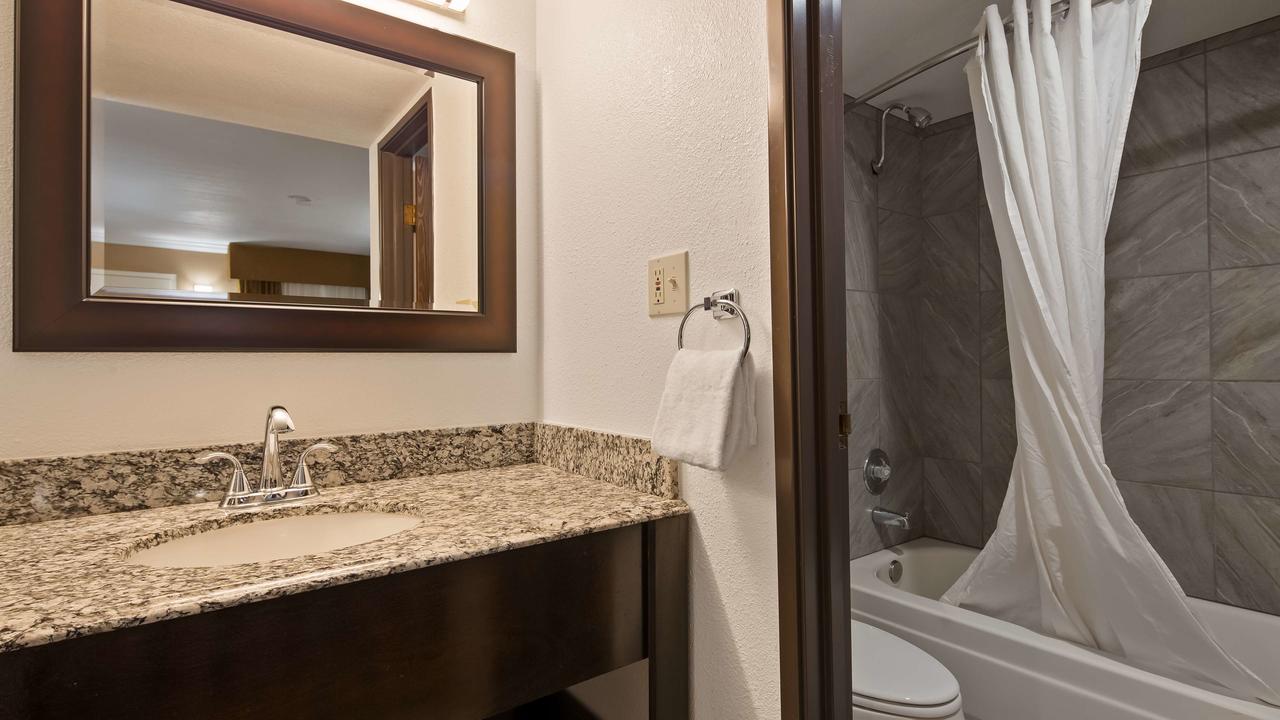 Best Western InnSuites Tucson Foothills Hotel & Suites - thumb 23