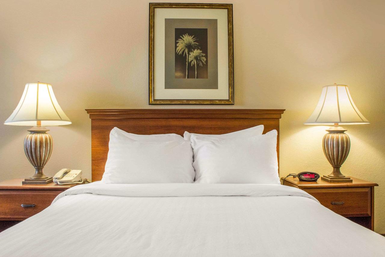 Quality Inn - thumb 16