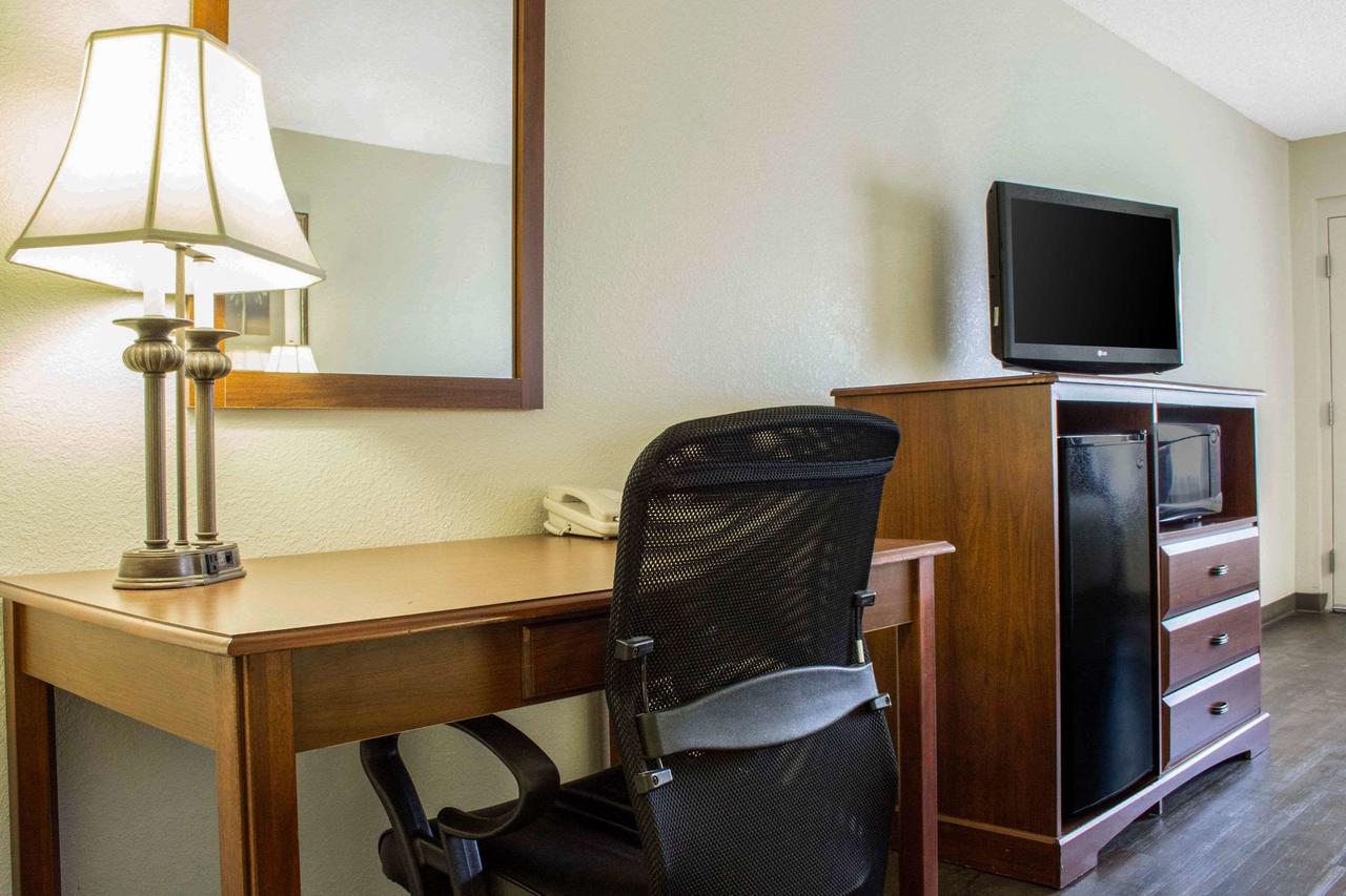 Quality Inn - thumb 8