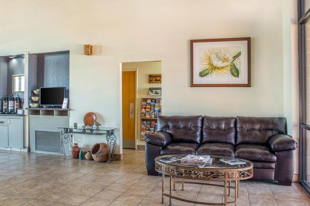 Quality Inn - thumb 26