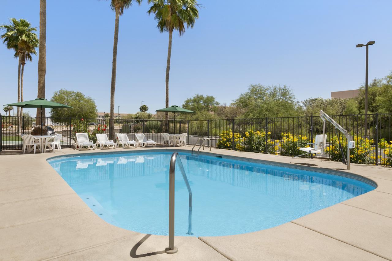 Country Inn & Suites By Radisson, Tucson Airport, AZ - thumb 1