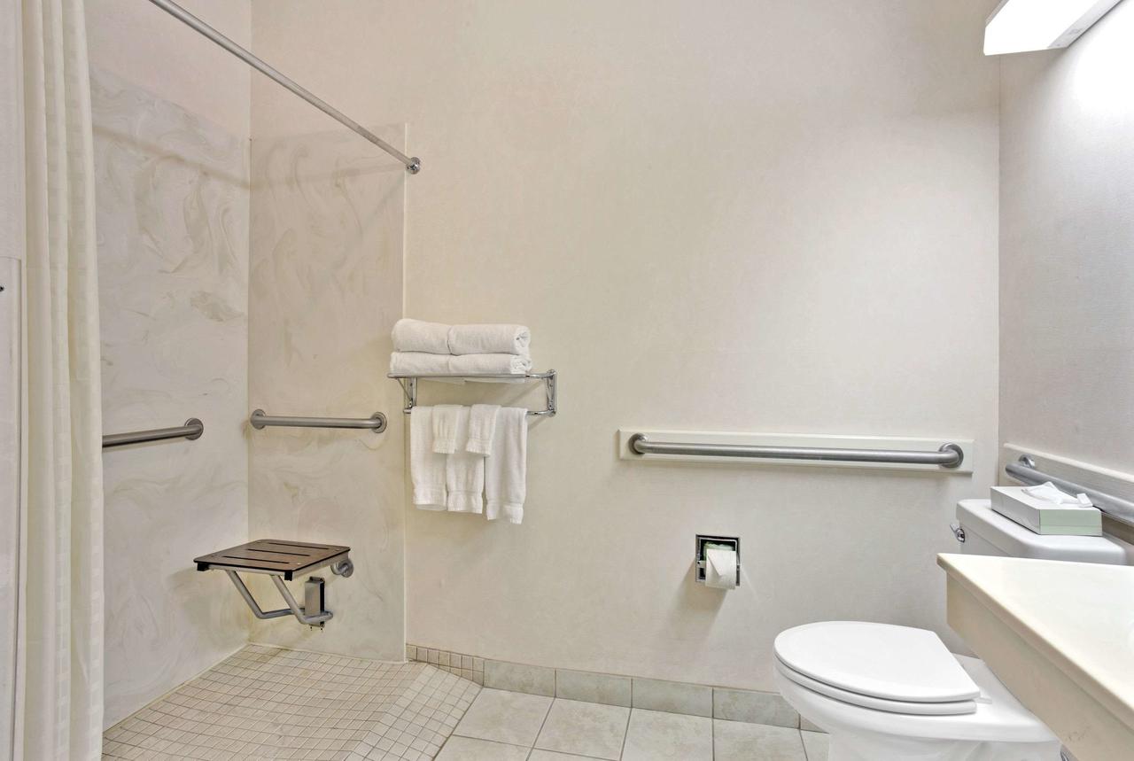 Baymont By Wyndham Tucson Airport - thumb 39
