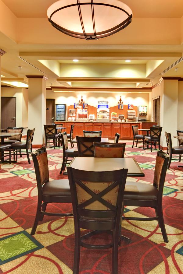 Holiday Inn Express Hotel & Suites Yuma - thumb 18