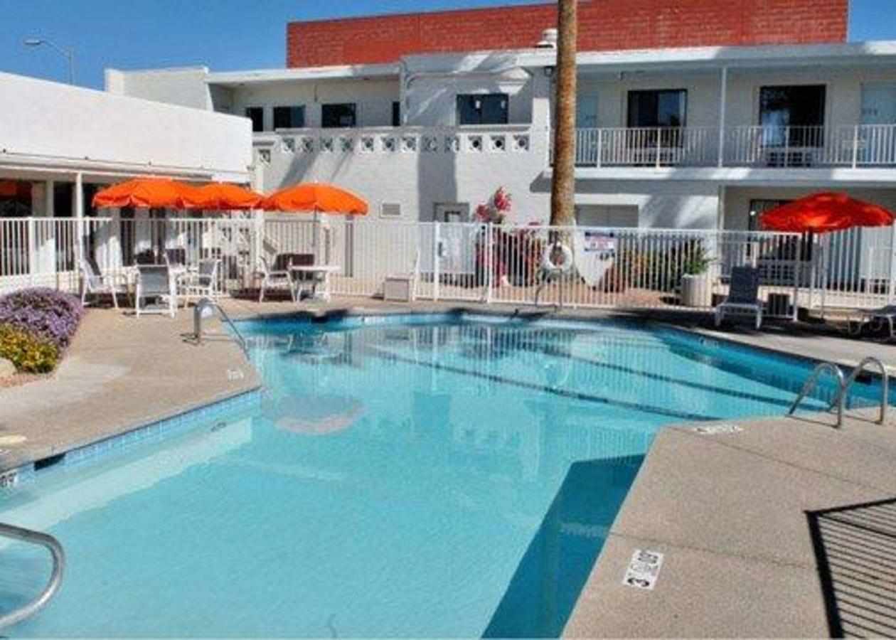 Quality Inn Flamingo Tucson - thumb 16