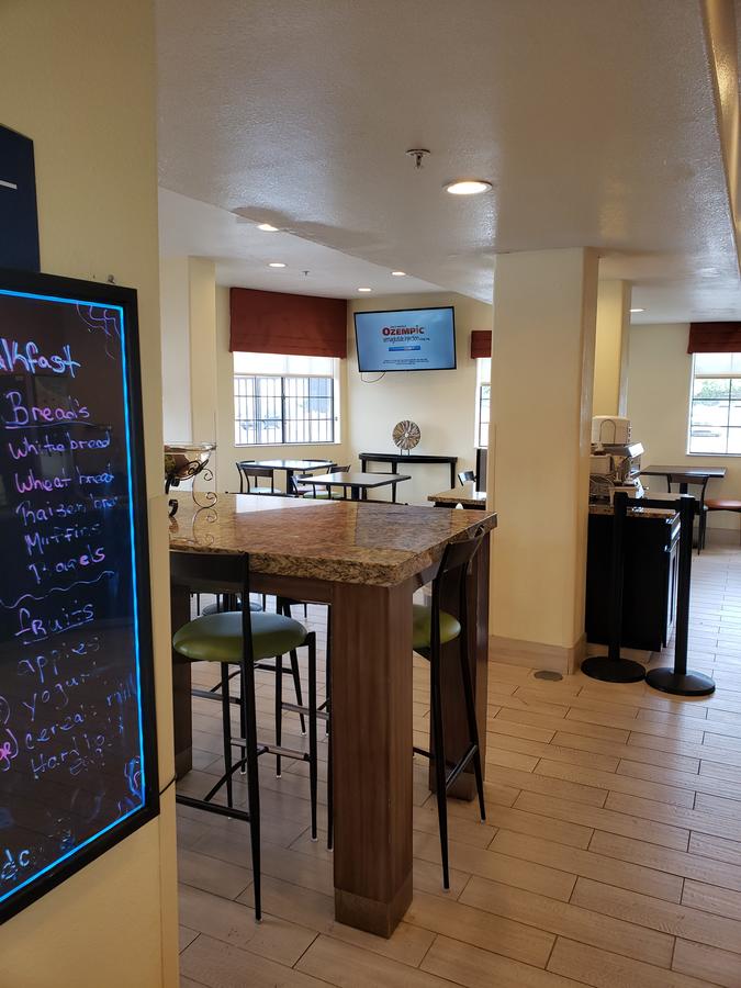 Days Inn & Suites By Wyndham Tucson/Marana - thumb 4