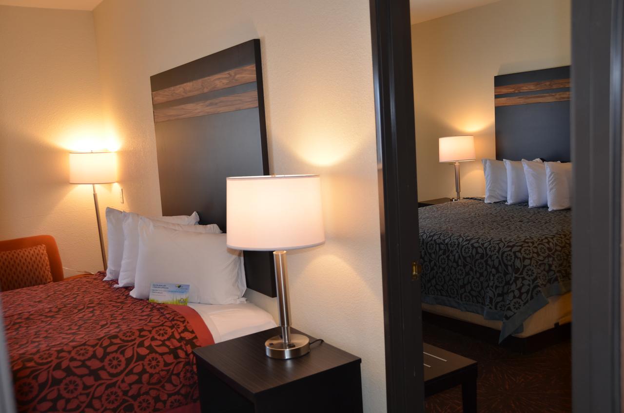 Days Inn & Suites By Wyndham Tucson/Marana - thumb 11