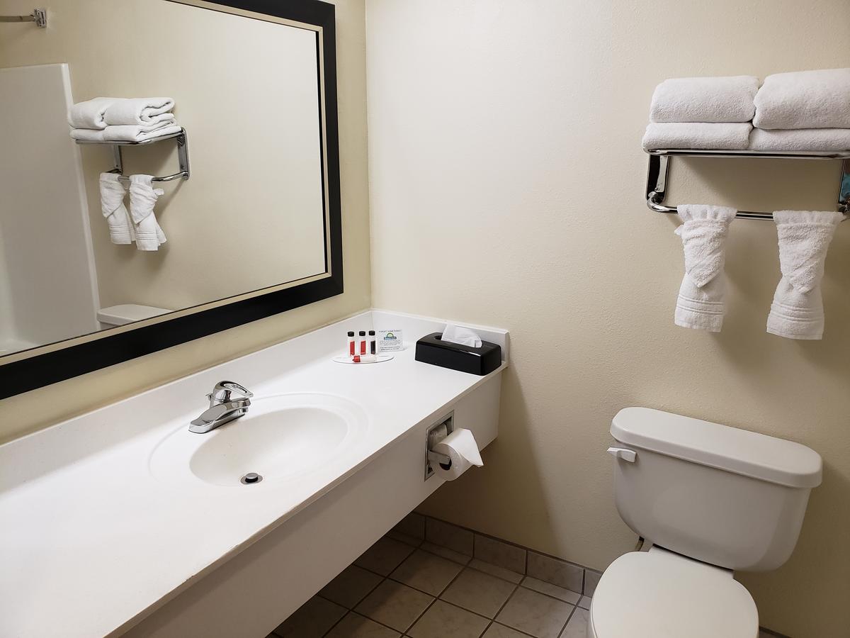 Days Inn & Suites By Wyndham Tucson/Marana - thumb 16