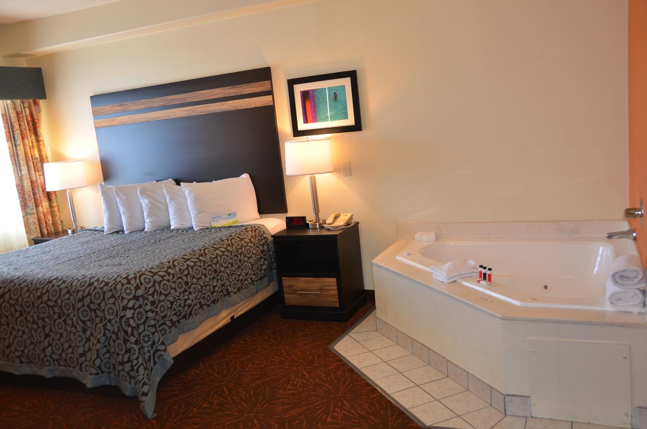 Days Inn & Suites By Wyndham Tucson/Marana - thumb 22