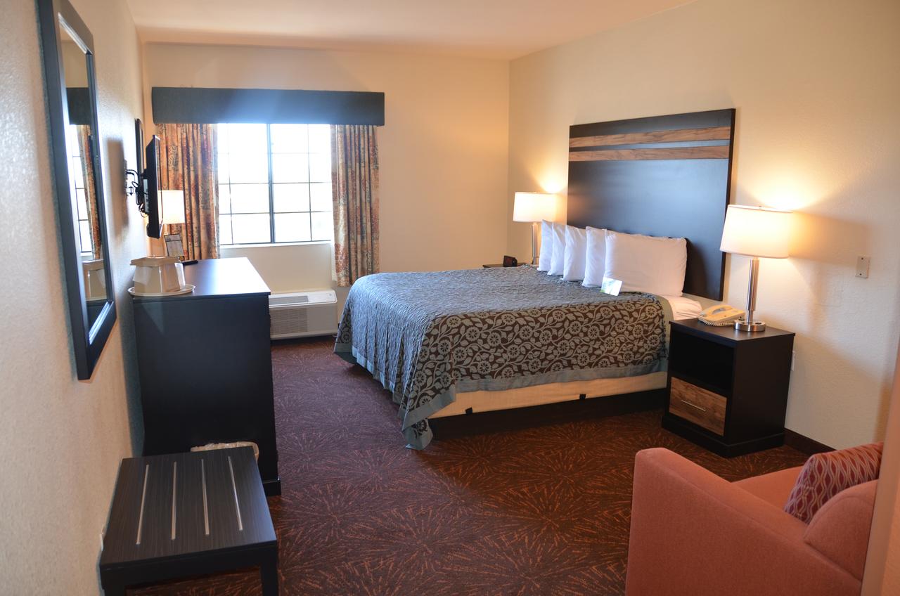 Days Inn & Suites By Wyndham Tucson/Marana - thumb 12