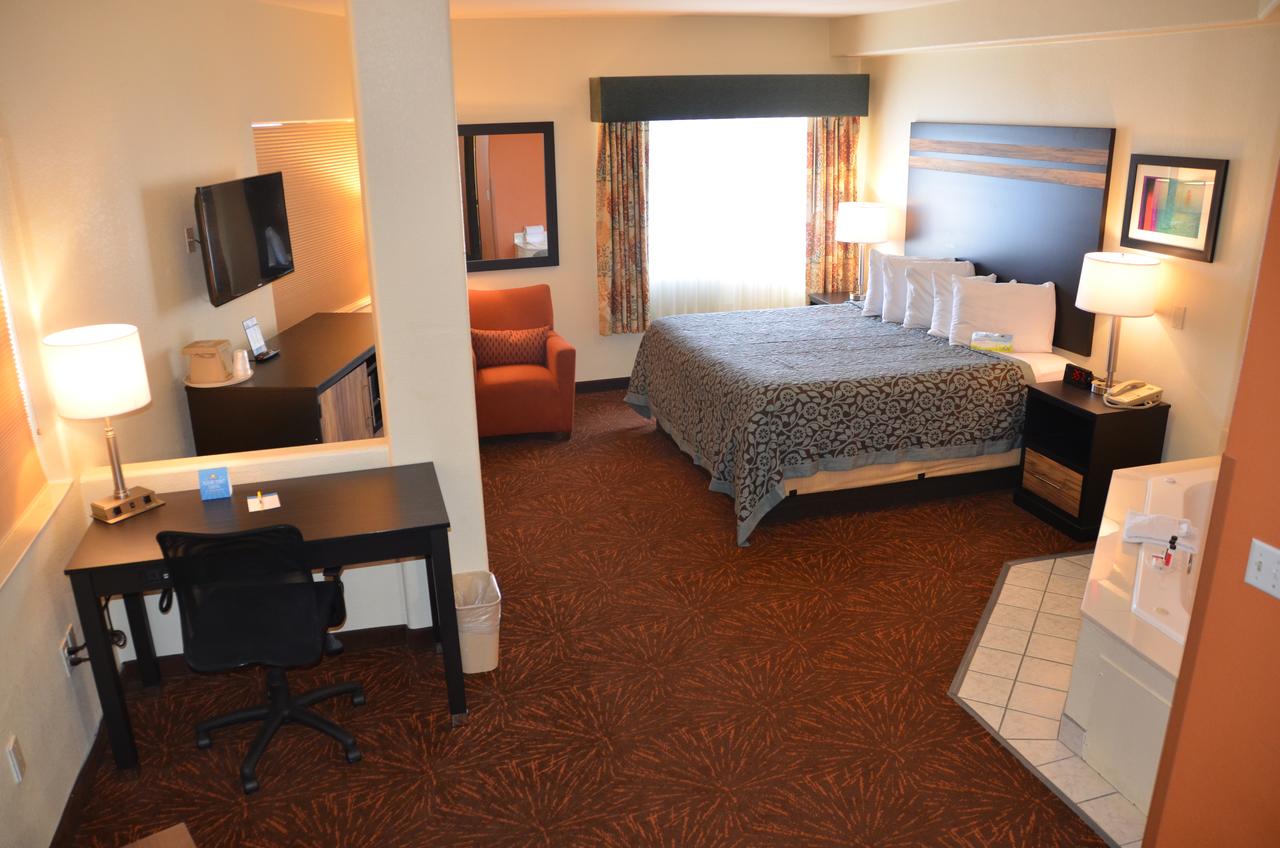 Days Inn & Suites By Wyndham Tucson/Marana - thumb 24